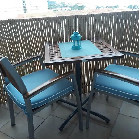 Blue Sky Apartment